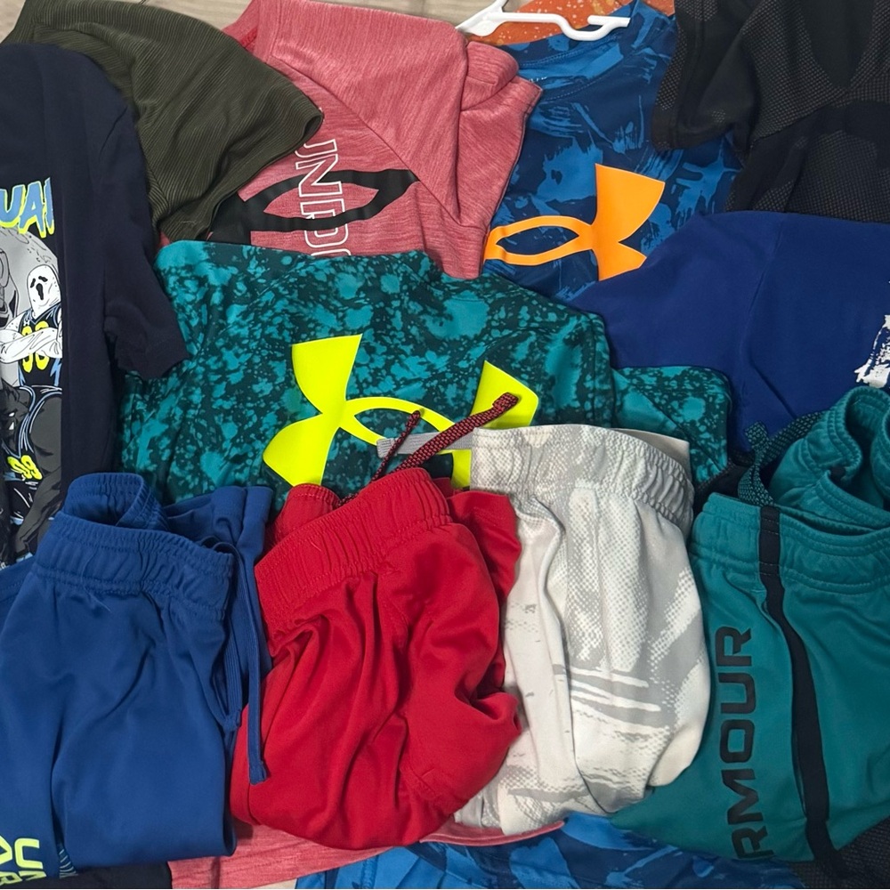 YL ⚡️UNDER ARMOUR⚡️BUNDLE-12 pieces!!